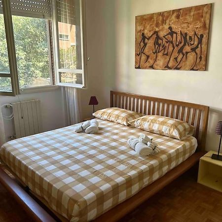 Appartamento Accademia ลีวอร์โน ภายนอก รูปภาพ